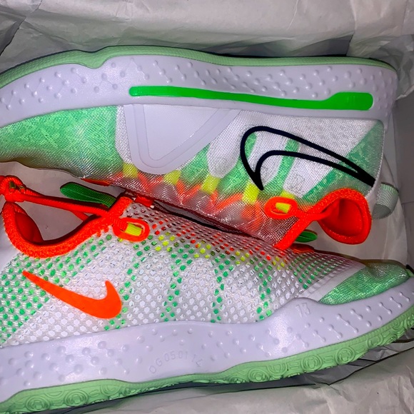 Paul George 4’s Gatorade - Picture 1 of 9